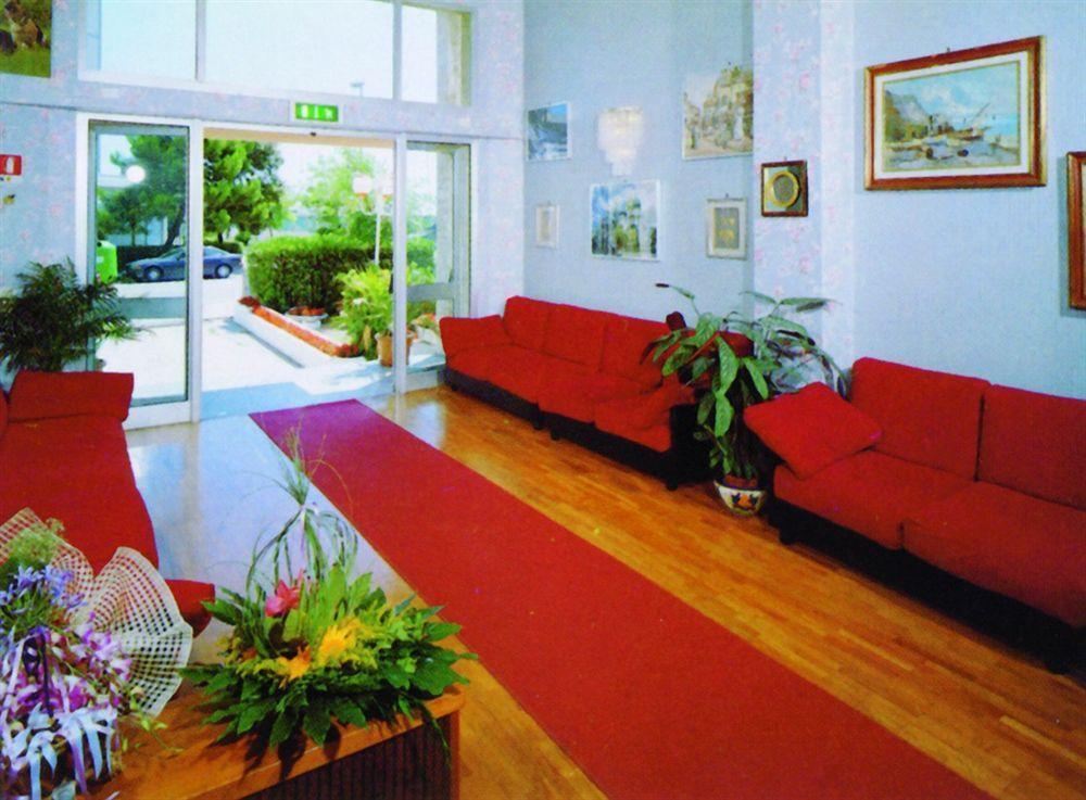 Hotel Marina 3*